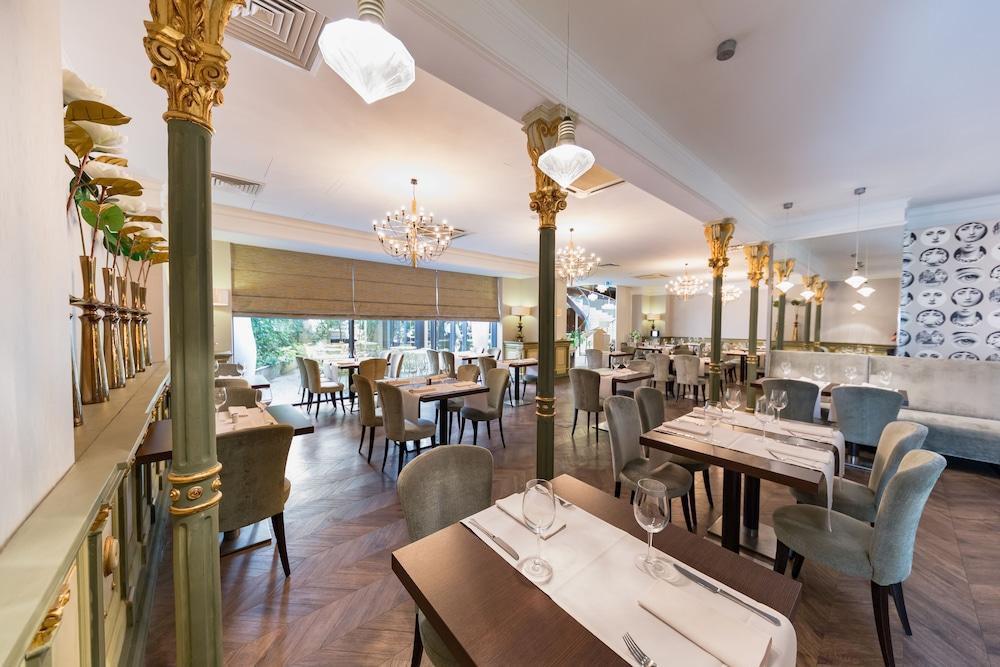 Capital Plaza Hotel Bukarest Kültér fotó