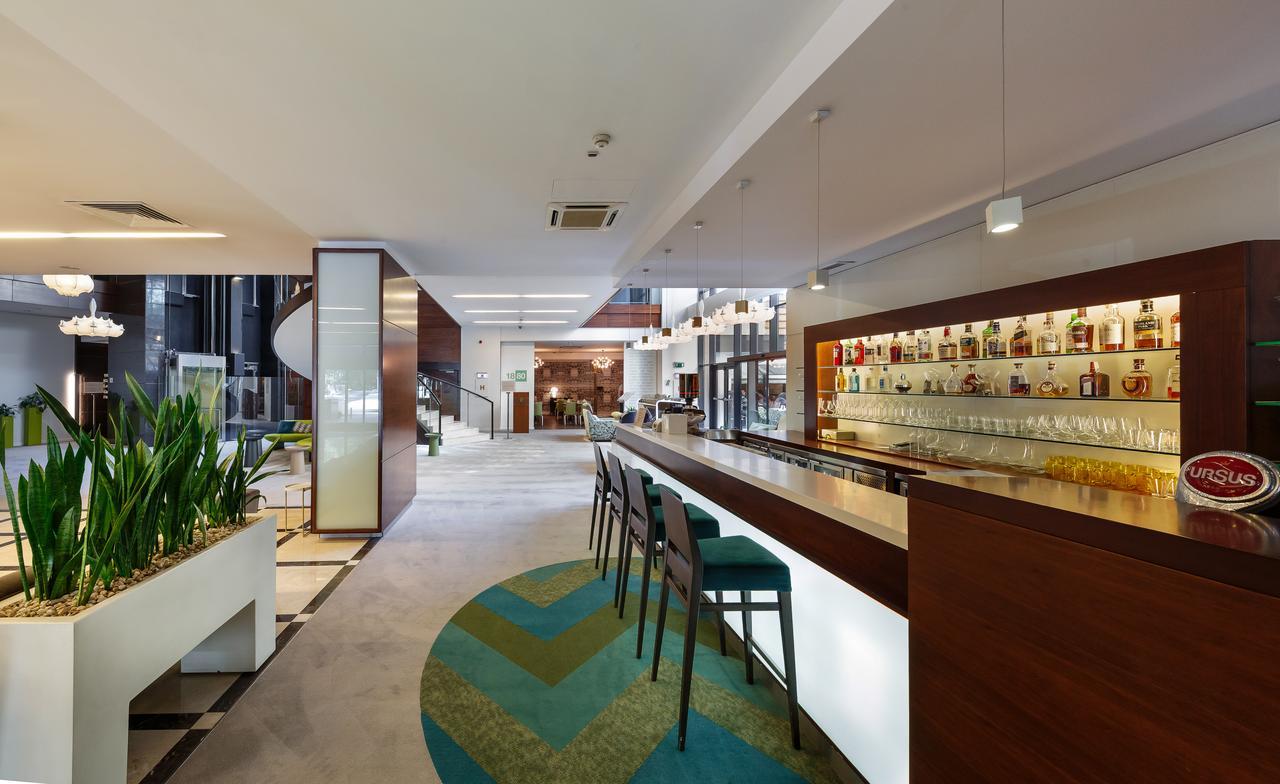 Capital Plaza Hotel Bukarest Kültér fotó